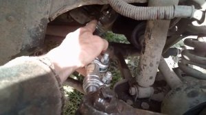 НИВА ремонт замена рулевых наконечников это ужас как прикипело