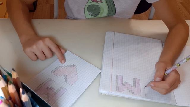 рисуем 3D картинки 1 часть цветными карандашами. смотреть онлайн