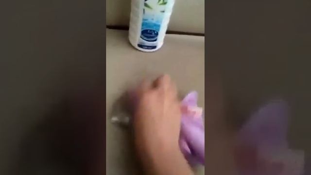 Ваш ребенок обрисовал кожаный диван ручкой? Не беда! Есть ДАМЛА от Ersag. смотреть онлайн