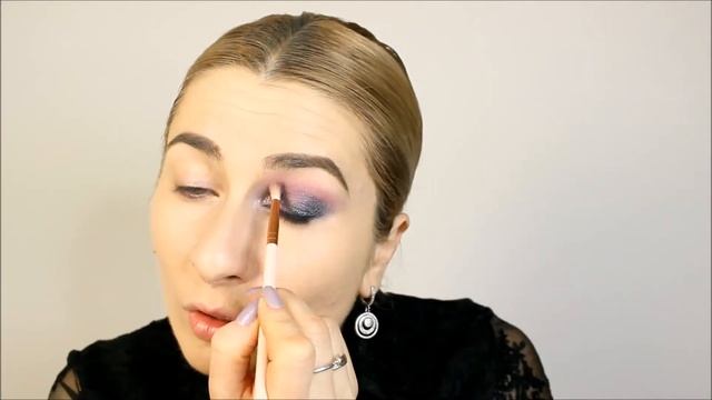 Макияж с палеткой Makeup revolution Colour Chaos смотреть онлайн