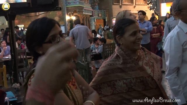 Индия. 231 Delhi Kingdom of Dreams Theatre. смотреть онлайн