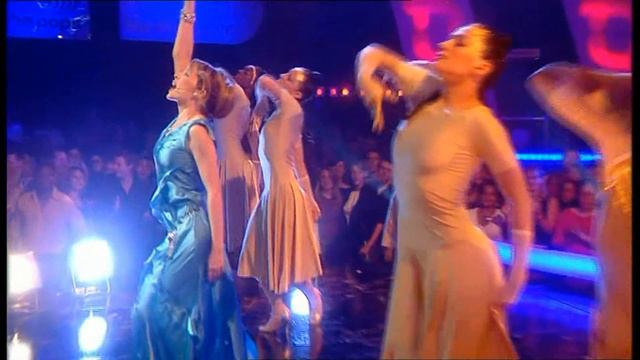 Kylie Minogue - Chocolate (Live Top Of The Pops 25-06-2004) смотреть онлайн