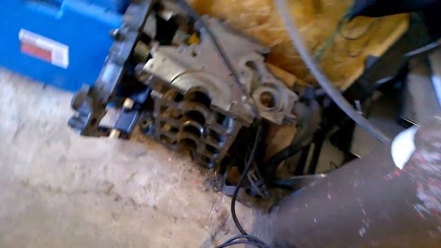 Mitsubishi Eclipse 99 GS head is back from machine shop :) смотреть онлайн