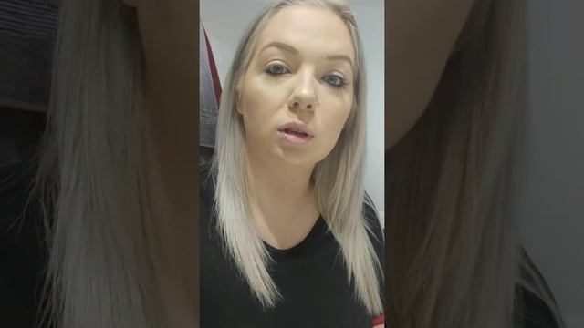 j'essaie le mascara all in one de Pupa смотреть онлайн