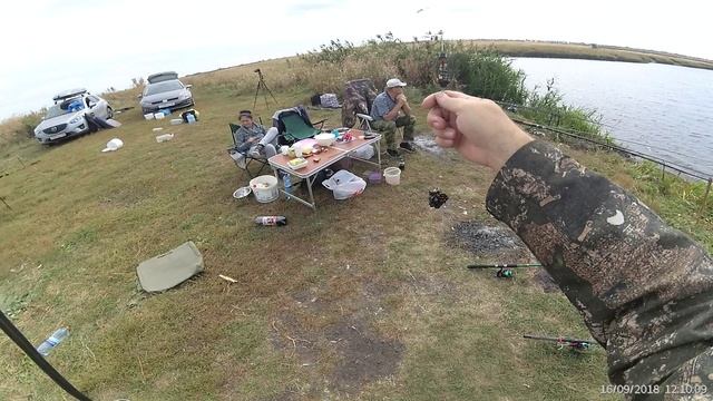 Ловля подлещика, леща и карпа в сентябре на пруду смотреть онлайн