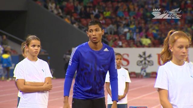 Wayde van Niekerk on never giving up and how he almost quit track and field - IAAF Diamond League смотреть онлайн