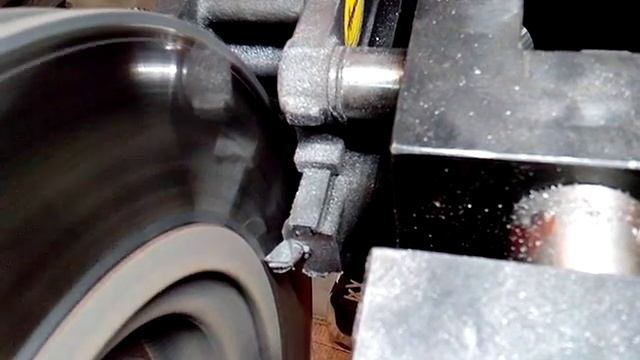 AM-983 Aomai Станок для проточки тормозных дисков со снятием и без снятия с автомобиля AM-983 Aomai