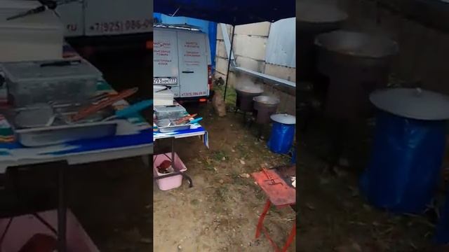 Шурпа, плов, шашлыки ...