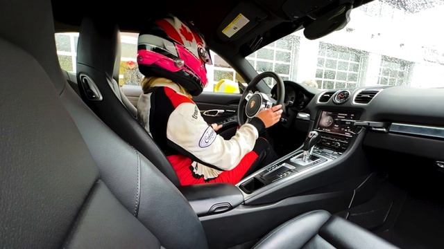 Nicole Havrda: 17-Year-Old Race Car Driver смотреть онлайн