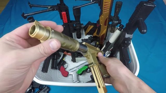 BİR KOVA DOLUSU SİLAHLAR TABANCALAR TÜFEKLER смотреть онлайн