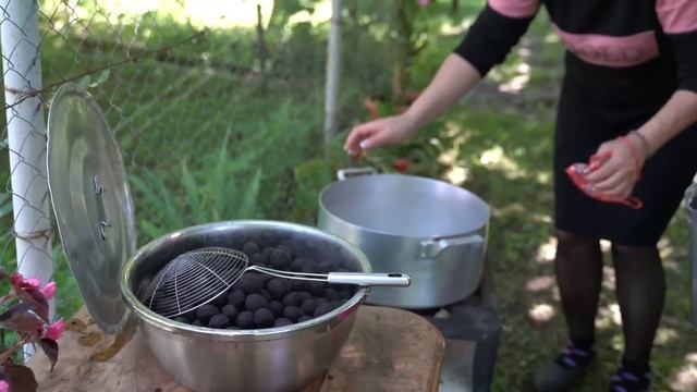 How To Harvest Walnut And Make Jam In The Village? - Traditional Azerbaijani Walnut Jam