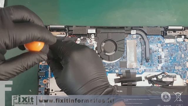 Acer Spin 3 SP314-51 non vede hard disk. Sostituzione smontaggio.No Bootable Device, SSD replacemen смотреть онлайн