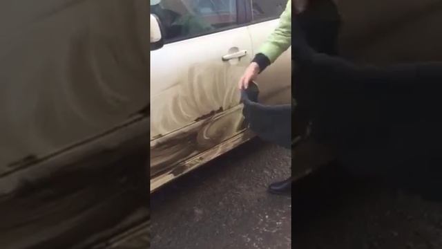 Девушка машыну вытирает грязи 02 смотреть онлайн