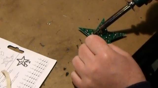 Velleman part 2 LED Flashing Star Kit смотреть онлайн