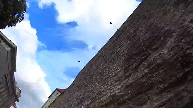 Таллин http://vermitechnologii.ru/ вокруг Нигулисте 09.08.2016. 1 смотреть онлайн