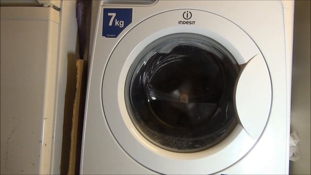 Indesit PRIME PWE71420 : Colourds 40'c ENERGY half load смотреть онлайн