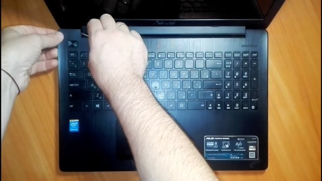 Как заменить жёсткий диск на ноутбуке ASUS R515M смотреть онлайн