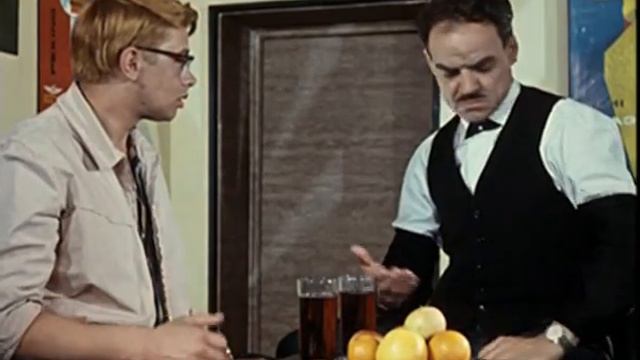 Я же не пью. А что тут пить? смотреть онлайн