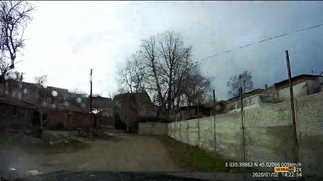 2 января 2020, Феодосия, дорога через весь город к Генуэзской крепости смотреть онлайн