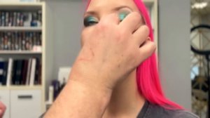 "С ПЯТНАМИ ГОРАЗДО ЛУЧШЕ!" - Треш-обзор салона красоты в Москве