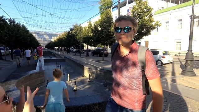 Новороссийск как Дубай! Катюша "подбила" папулю на безумный поступок! Это наша Жизнь! Июнь 2020. смотреть онлайн