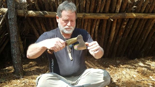 The Esee Carving Axe (proto) explained by James Gibson (the designer) смотреть онлайн