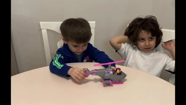 Обзор игрушек Щенячий патруль с гостем
