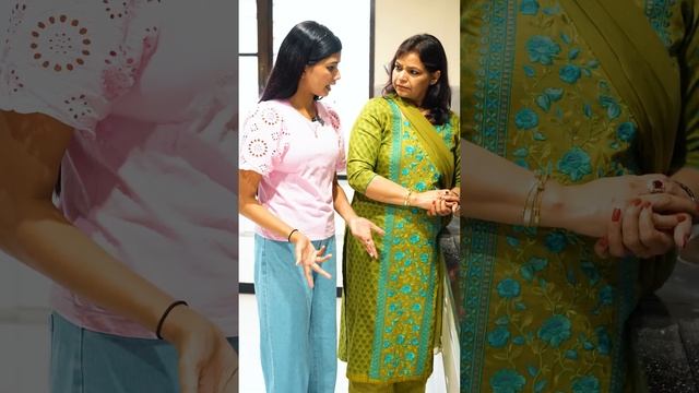 Saas Achanak Se karne lagi Bhabhi Ki Care ? смотреть онлайн