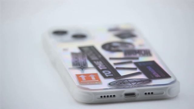 Чехол накладка iPhone 13 Skinarma Takusan White 599262 смотреть онлайн