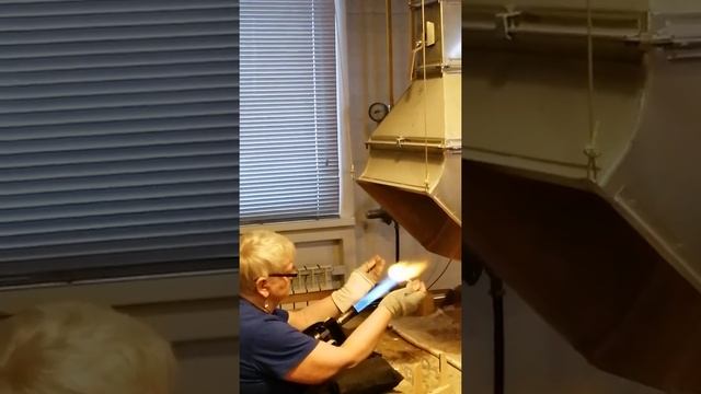 Фабрика елочных игрушек Ариэль смотреть онлайн