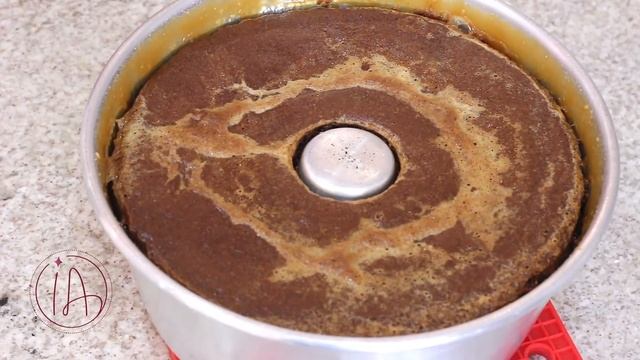 BOLO PUDIM DELICIOSO E MEGA FÁCIL, É SÓ MEXER - Isamara Amâncio смотреть онлайн