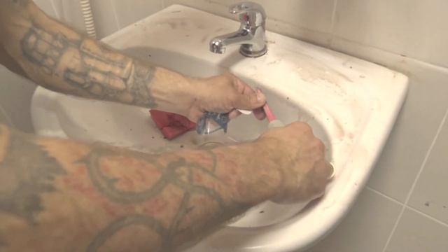 Клининг после ремонта. Мойка раковины и унитаза. Cleaning смотреть онлайн