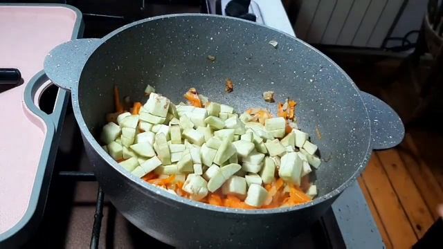 СОВЕТУЮ ПРИГОТОВИТЬ! ФРИКАДЕЛЬКИ И РИС С ОВОЩАМИ. ОЧЕНЬ ВКУСНО. смотреть онлайн