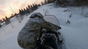 Покатушки на снегоходе Тайга Варяг 550 по пухлому снегу. Паудэр Дэй (Часть 3) ЗАСТРЯЛ!