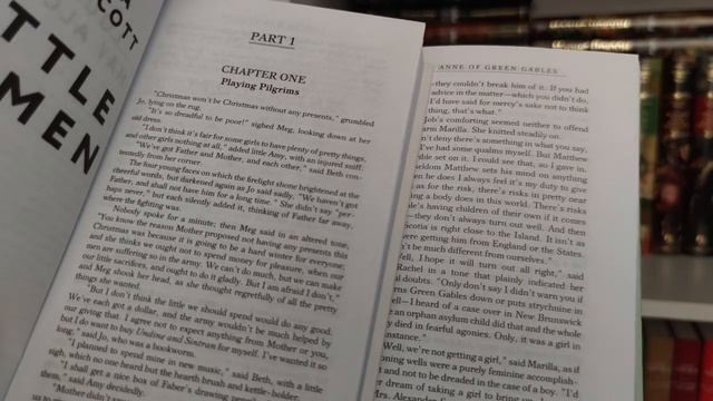 ЕЩЕ БОЛЬШЕ НОВЫХ КНИГ! Космос, антропология, средневековая еда и бесячая книга ? книжные покупки смотреть онлайн