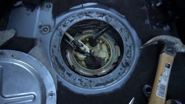 How to Replace your Cayenne 955/957 Fuel Pumps смотреть онлайн