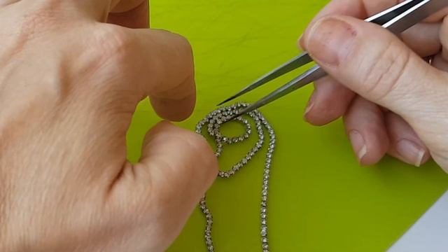 Как сделать серьги-каскады из страз. Мастер-класс, вдохновленный ZARA смотреть онлайн