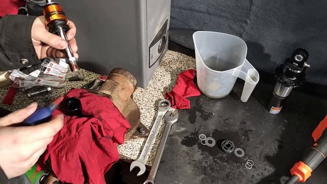 НОВЫЙ ПИТБАЙК! Доработка заднего амортизатора! Часть 4. смотреть онлайн
