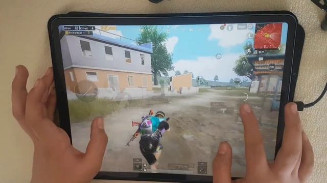 IPAD PRO 12.9 PUBG MOBILE 90 FPS HANDCAM GAMEPLAY WITH 7 FINGER CLAW MONTAGE смотреть онлайн