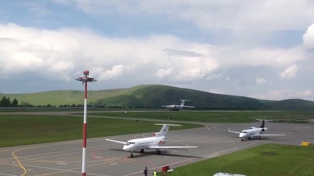 Ил-76 МЧС посадка в Горно-Алтайске смотреть онлайн