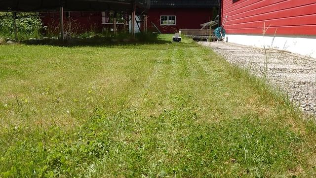 3d Printed RC Tractor And Lawnmower Doing What It's Made For | Now With DIY Soundmodule.