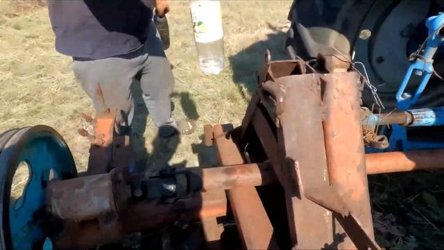 Согнул удлинитель на МТЗ, косим траву там где она есть. смотреть онлайн