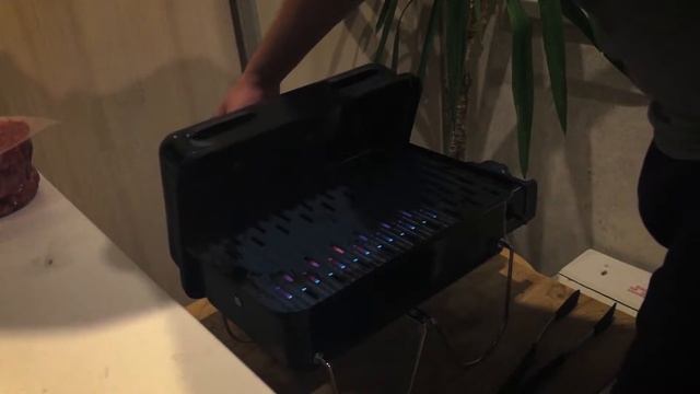 Бургеры на балконе на WEBER GO ANYWHERE GAS смотреть онлайн