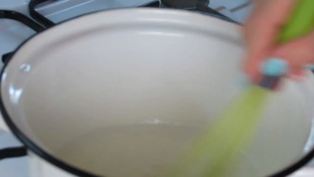 Вкусный десерт ! Молочный кисель .Рецепты Алины. смотреть онлайн