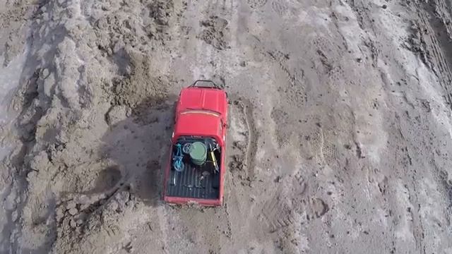 Сравнительный тест-драйв RC4WD Marlin Crawler Trail Finder 2 и CARISMA SCA-1E COYOTE