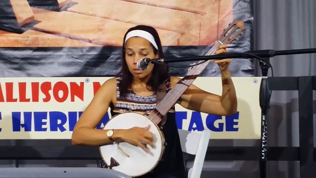 Rhiannon Giddens plays traditional Banjo during New Orleans Jazz Fest 2016 interview смотреть онлайн
