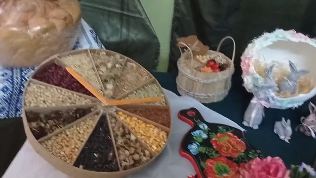 Болградський ліцей №2 Презентація виставки "Щедрість рідної землі" смотреть онлайн