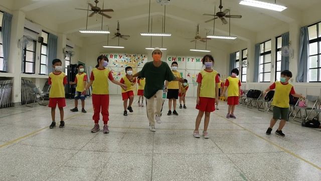 Dance To The Music | Bubble Pop (Remix) | Locking Popping Basic Practice#永樂國小 смотреть онлайн
