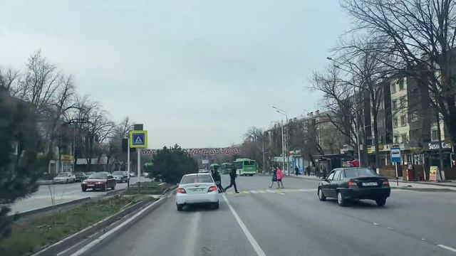 По дороге через Шымкент #taraz #тараз #казахстан смотреть онлайн