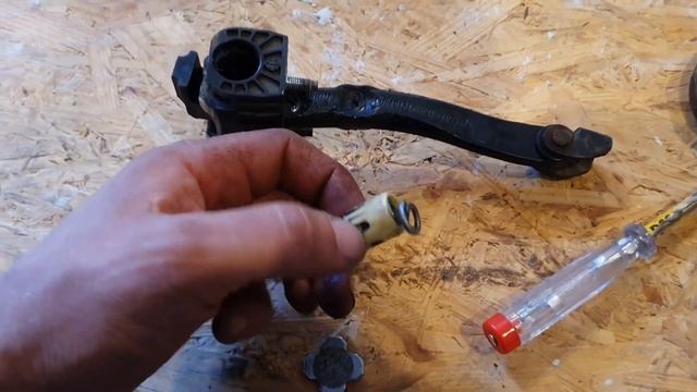 Ремонт ограничителей дверей Opel Astra H автомобиля своими руками